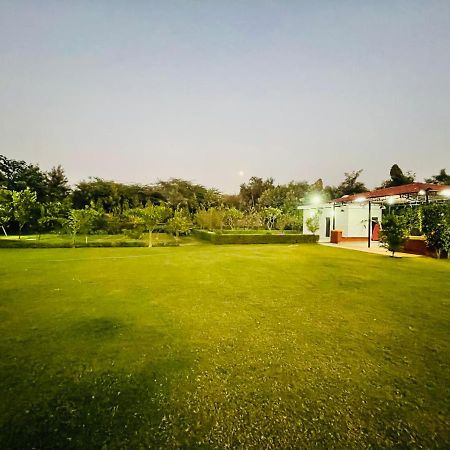 Anantam Aravali Villa Gurgaon Ngoại thất bức ảnh