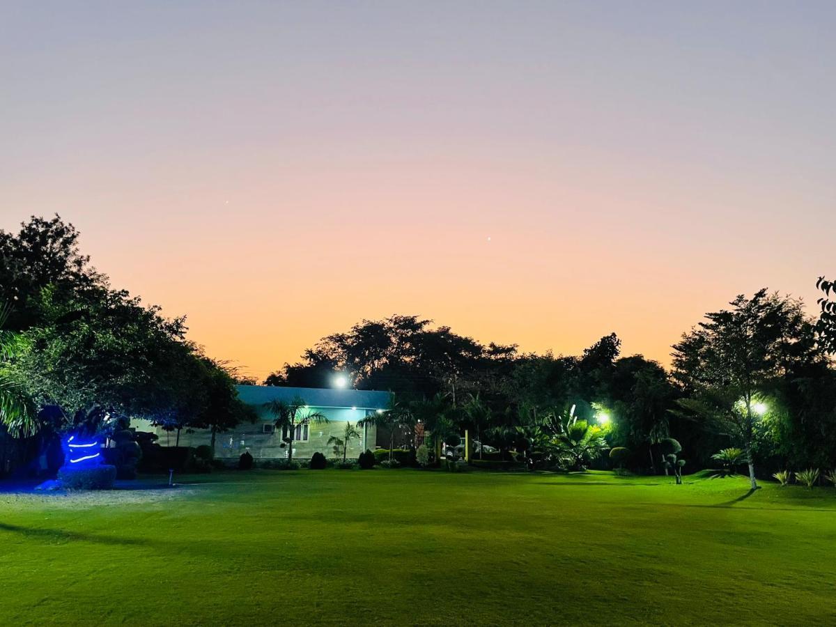 Anantam Aravali Villa Gurgaon Ngoại thất bức ảnh
